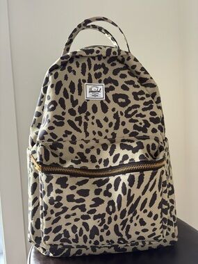 Herschel 18L Leopard-Print Canvas Backpack in Eucalyptus Green
